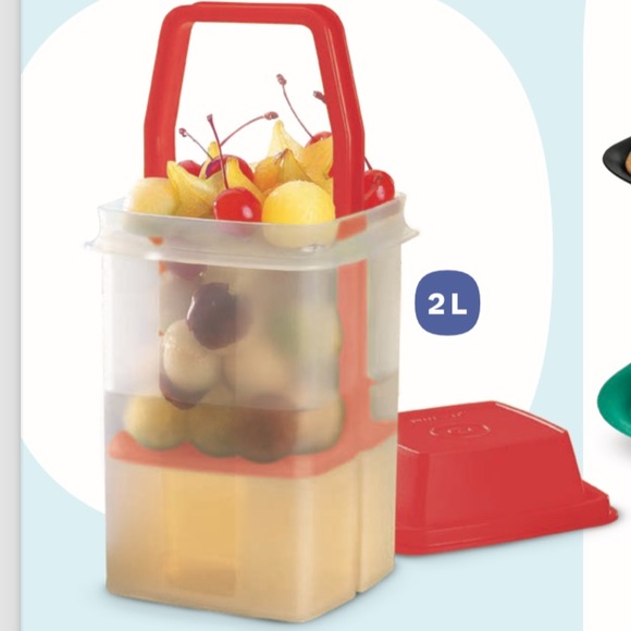 Tupperware Large Pick a Deli 2L - Picture 3 of 4